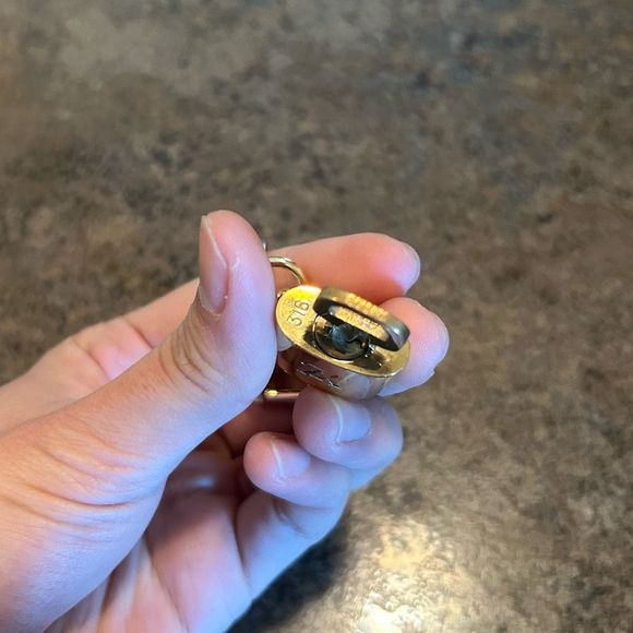 Louis Vuitton #316 Lock and Key Gold Brass with new unbranded chain - Picture 2 of 7